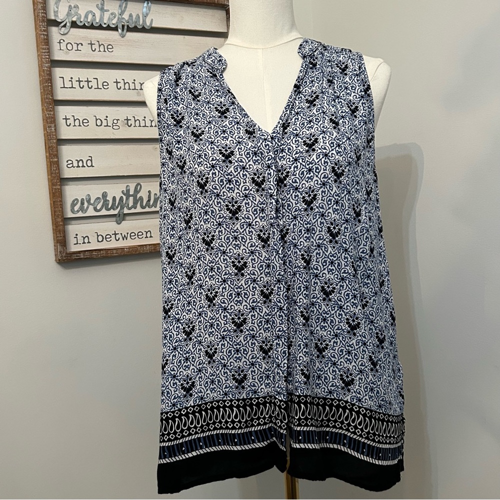 Lucy & Laurel Sleeveless Top Navy and White V-Neck Button Front Rayon Size XXL